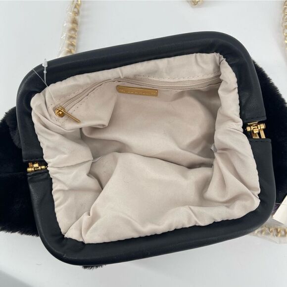 Jill & Ally Women’s Black Faux Fur Convertible Clutch Crossbody Bag One Size - Picture 4 of 16